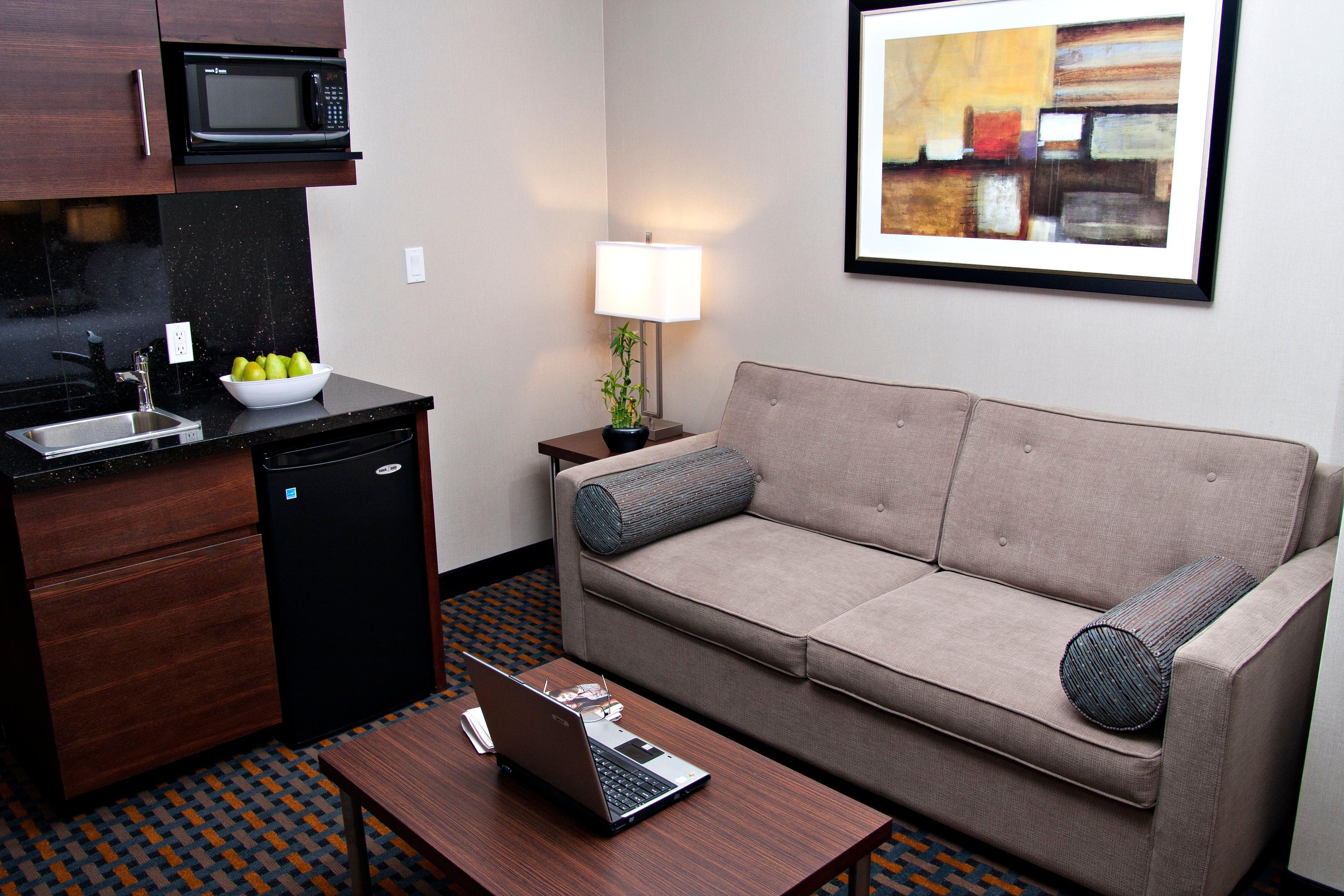 Holiday Inn Express Pembroke By Ihg Dış mekan fotoğraf