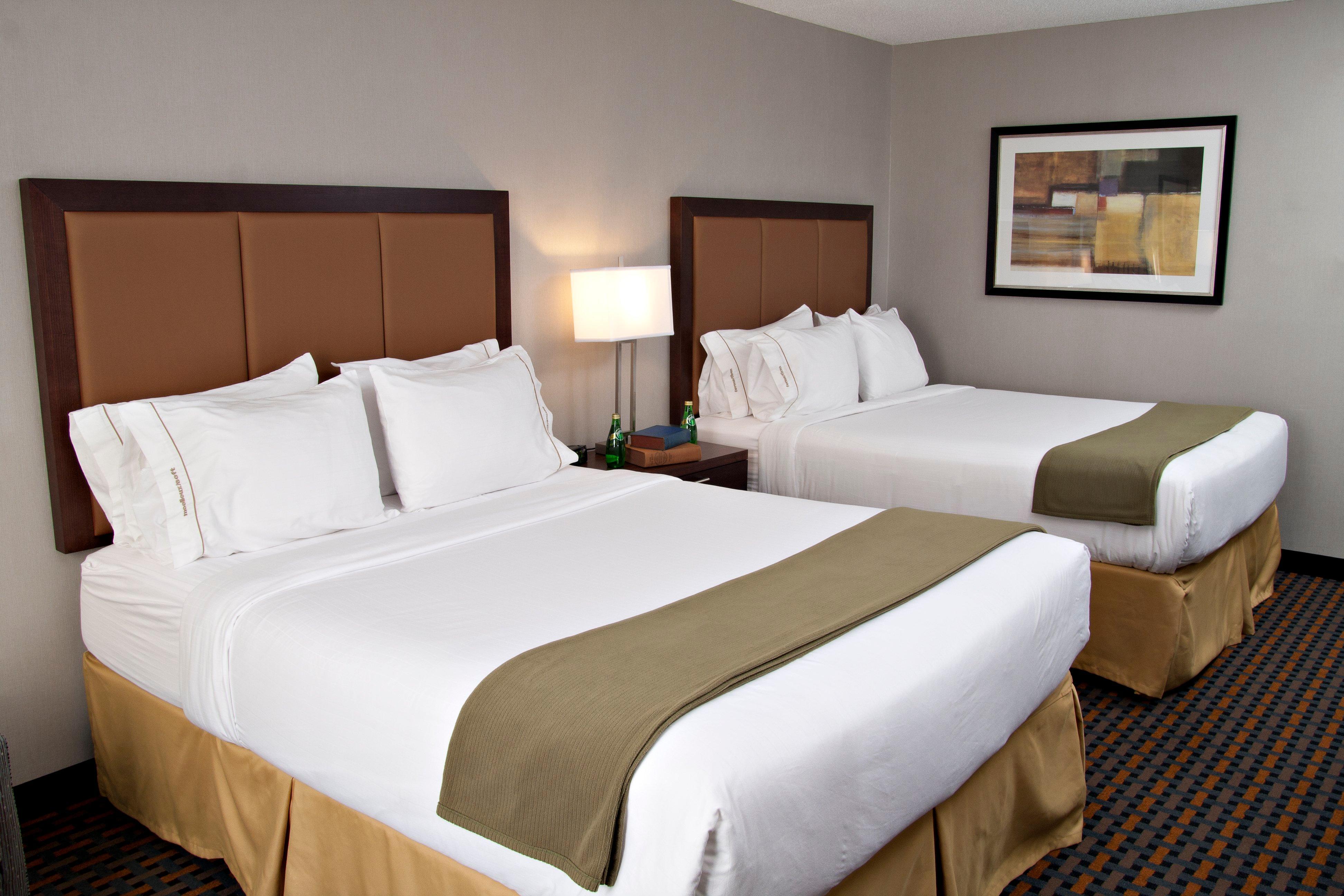 Holiday Inn Express Pembroke By Ihg Dış mekan fotoğraf