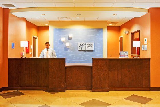 Holiday Inn Express Pembroke By Ihg Dış mekan fotoğraf
